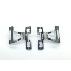 ULTRA LIGHTWEIGHT BATTERY COVER HOLDER HEATSINK (BLACK) FOR MR03  / MR04